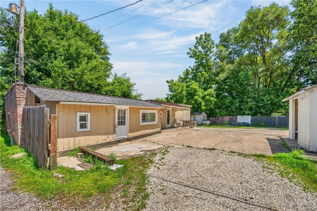 730 Tenny Avenue — photo 64