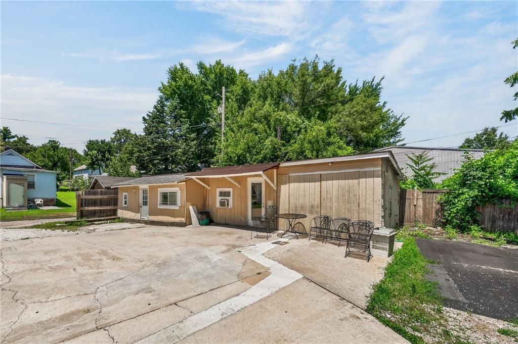 730 Tenny Avenue — photo 65