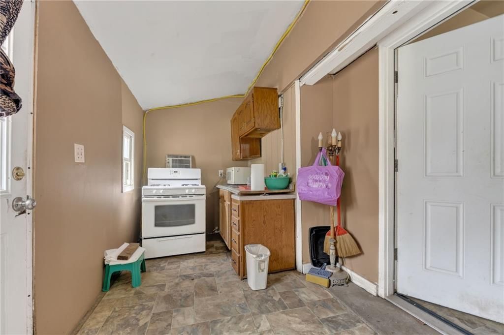 730 Tenny Avenue — photo 73