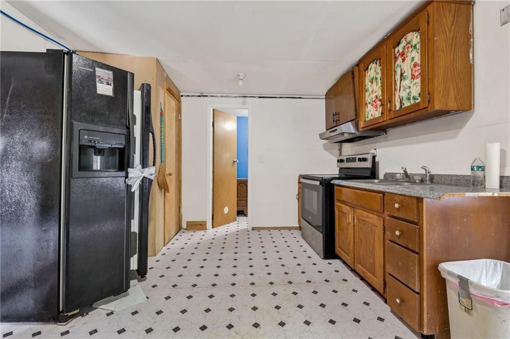 730 Tenny Avenue — photo 76