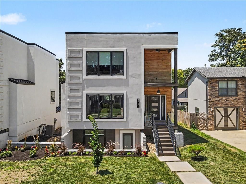 4544 Bell Street — photo 2