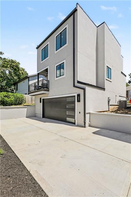 4544 Bell Street — photo 35