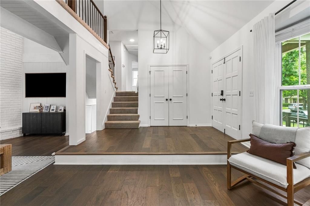 14616 W 90th Street — photo 8