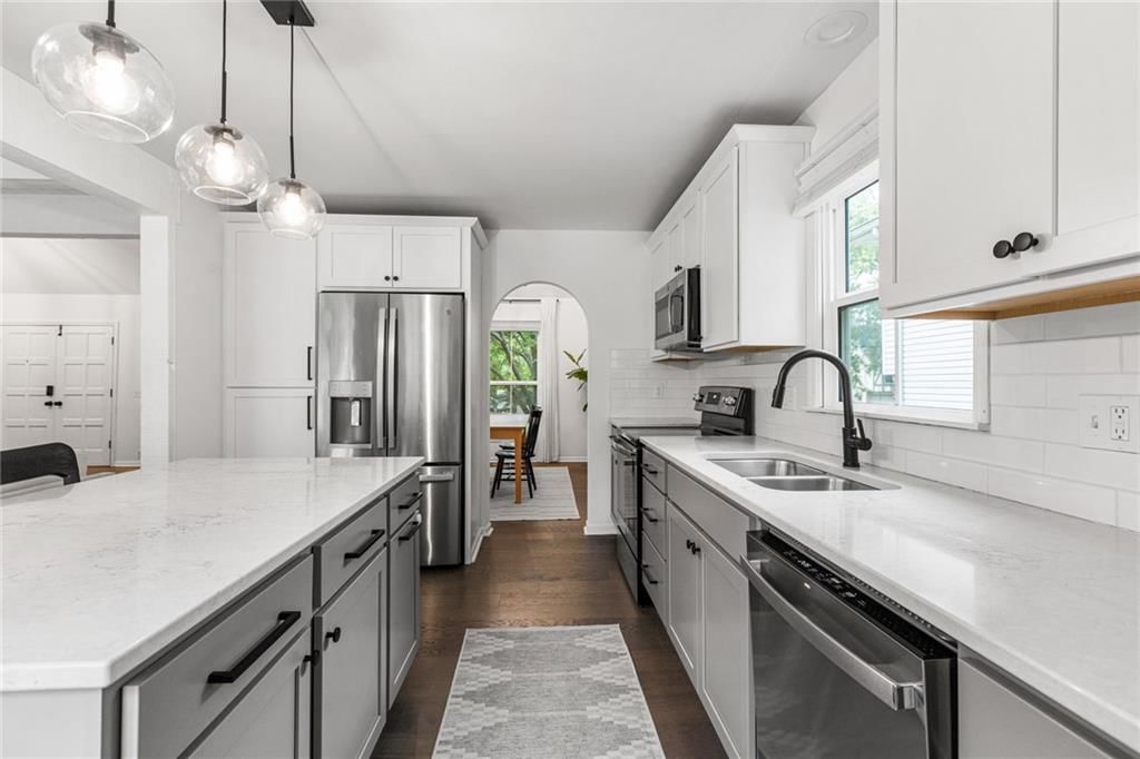 14616 W 90th Street — photo 12