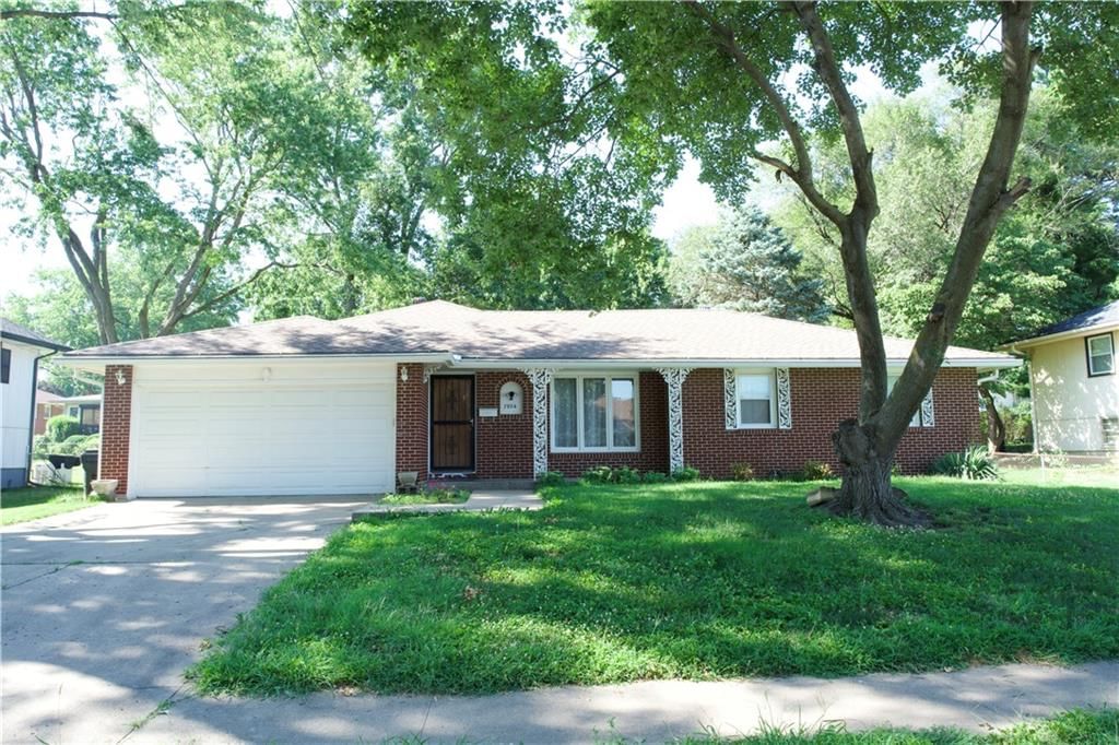 7924 Oakland Avenue — photo 2