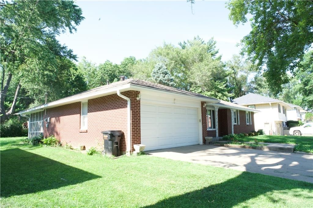 7924 Oakland Avenue — photo 3