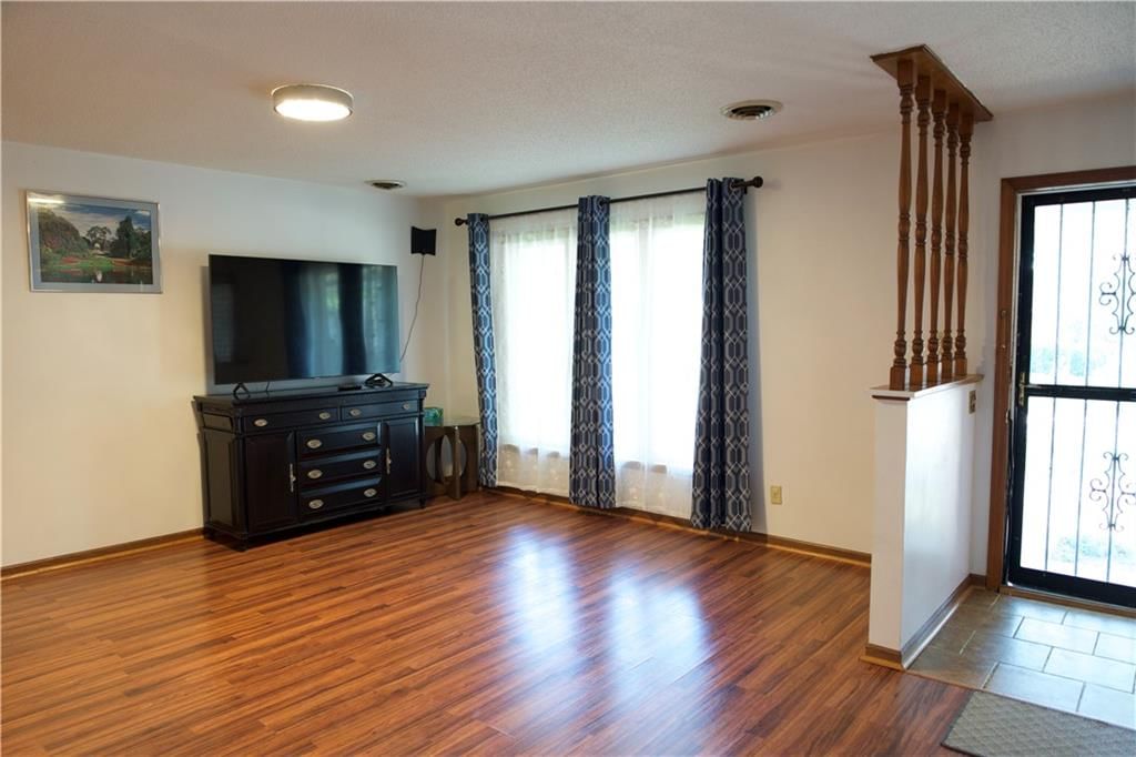 7924 Oakland Avenue — photo 8