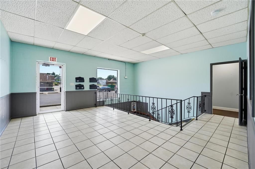 114-120 SW 7 Highway — photo 4