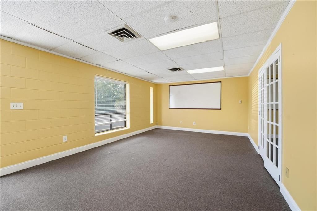 114-120 SW 7 Highway — photo 16