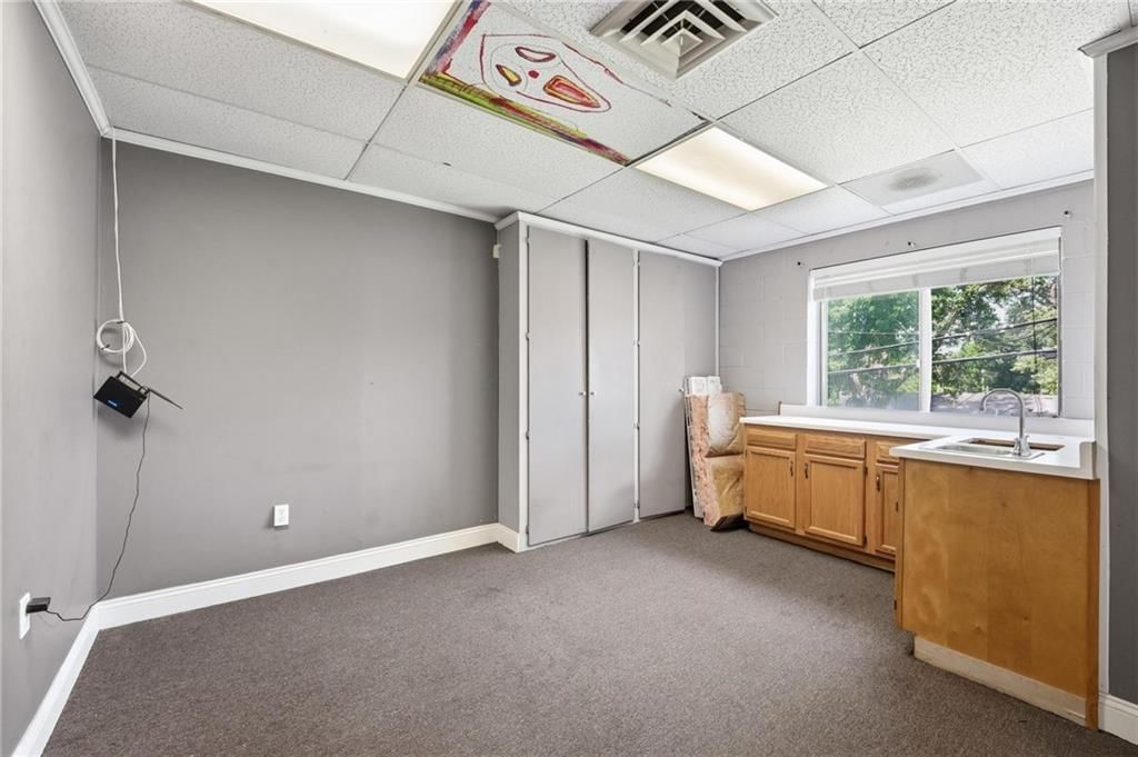 114-120 SW 7 Highway — photo 22