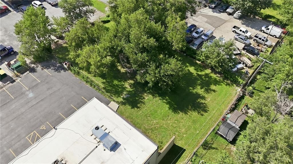114-120 SW 7 Highway — photo 78