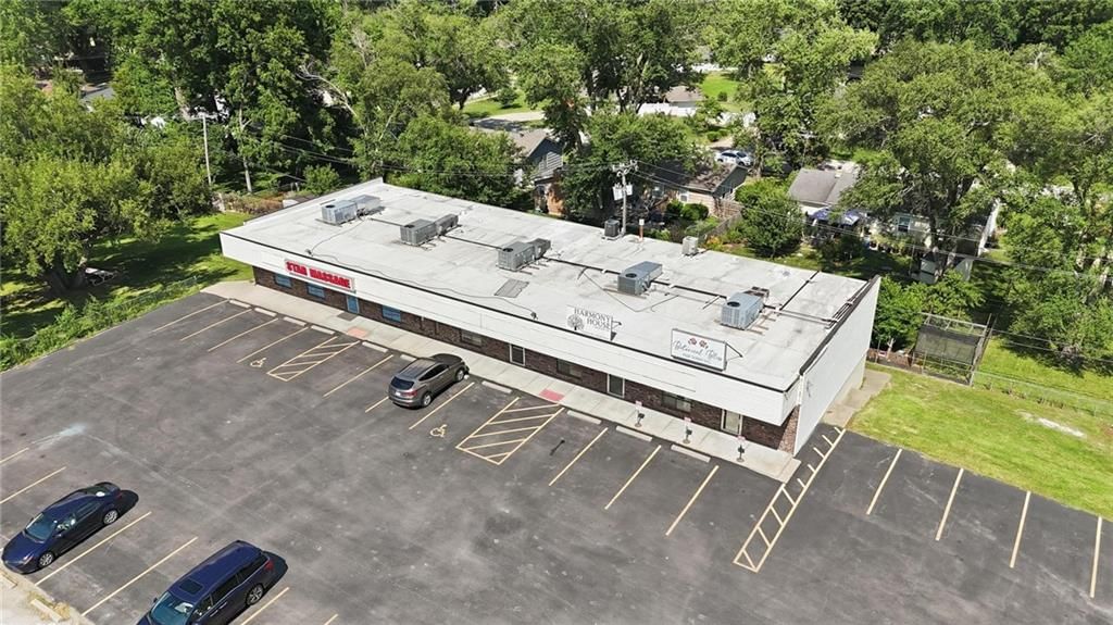 114-120 SW 7 Highway — photo 80