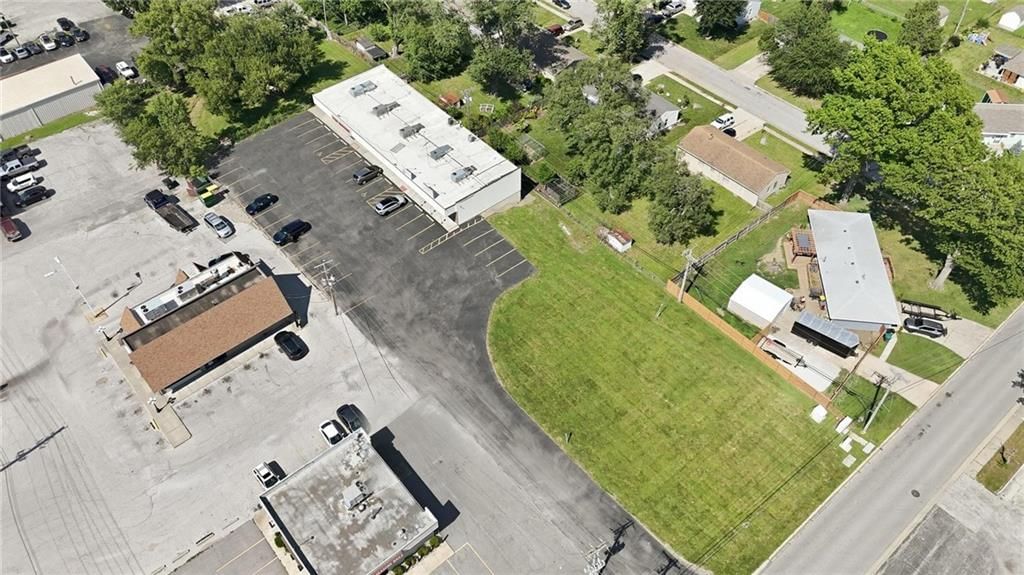 114-120 SW 7 Highway — photo 82
