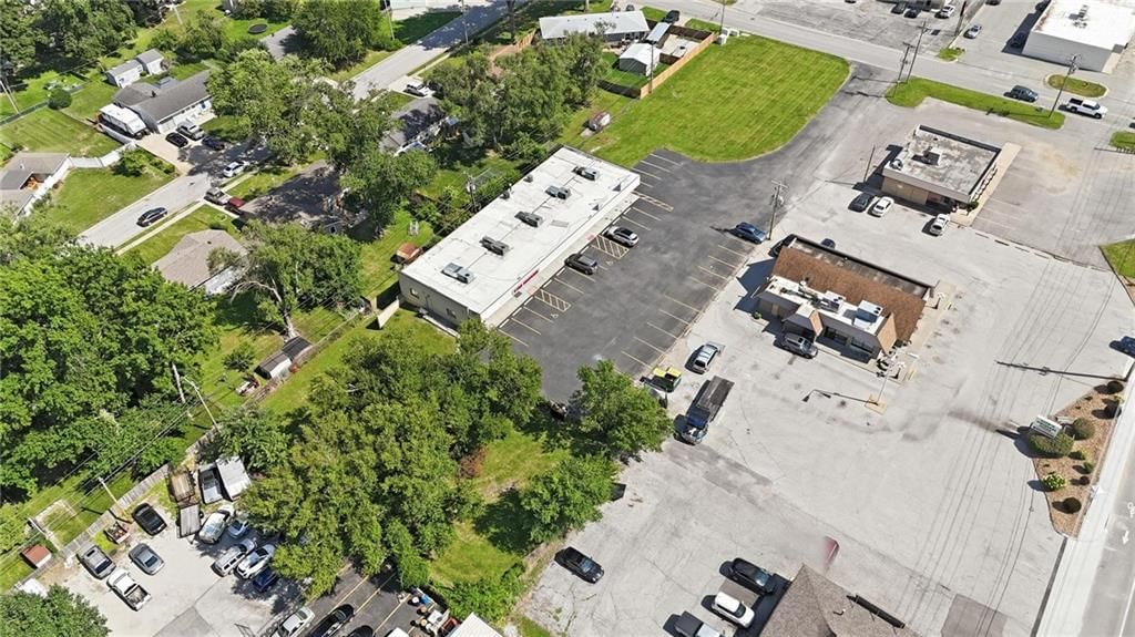 114-120 SW 7 Highway — photo 84