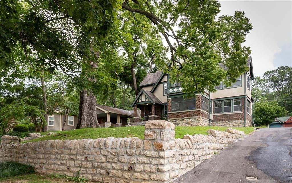 3723 Locust Street — photo 44