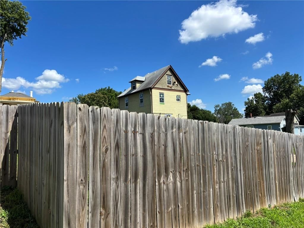 108 S 19th Street — photo 6