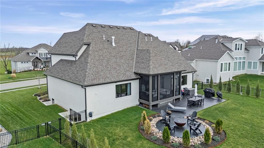 10126 N Kansas Court — photo 11