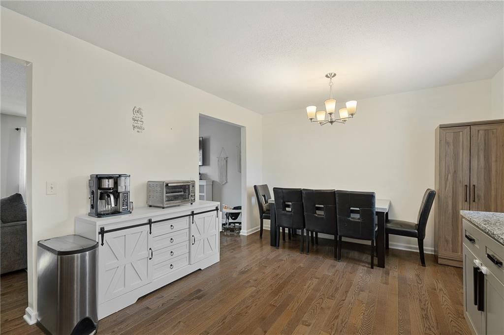 305 W South Street — photo 14
