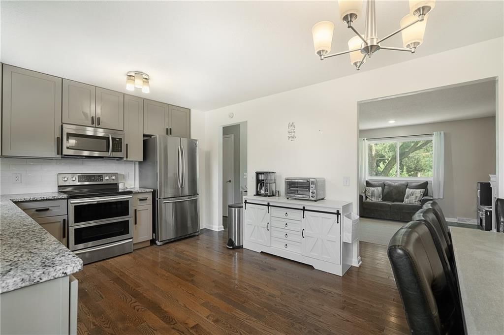 305 W South Street — photo 16