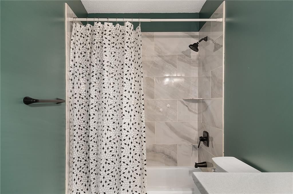 305 W South Street — photo 22