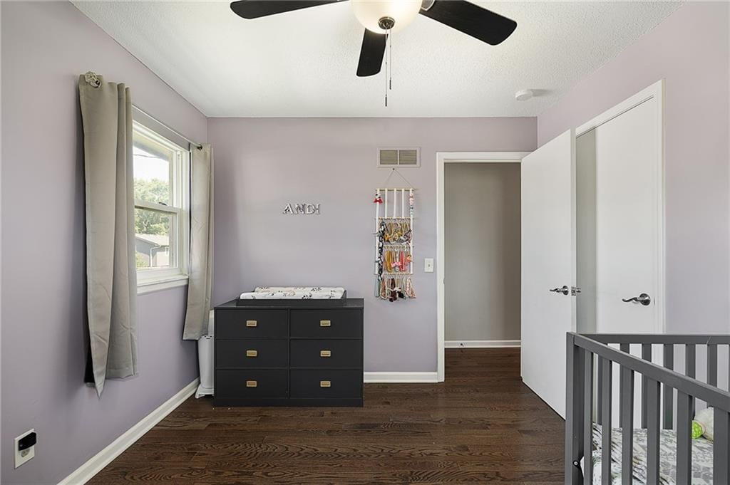 305 W South Street — photo 24