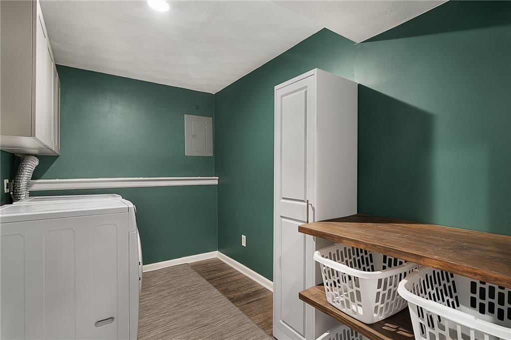 305 W South Street — photo 34