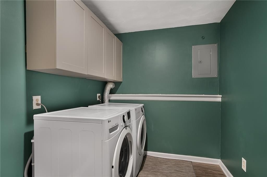 305 W South Street — photo 35
