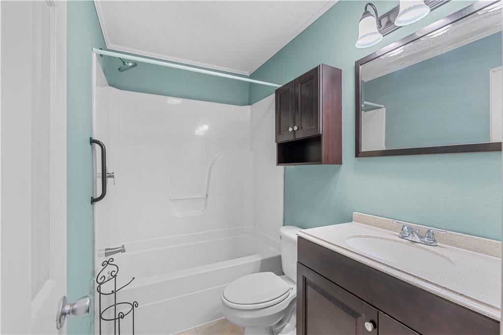 700 W Burton Street — photo 27