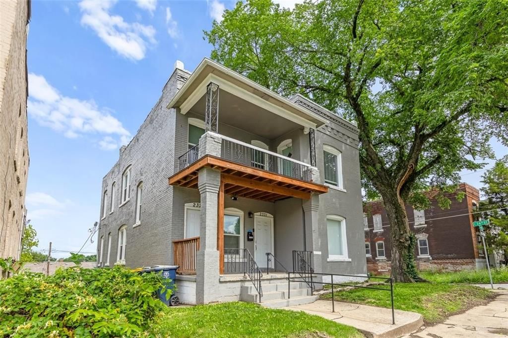 2329 Park Avenue — photo 1