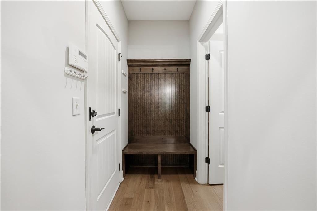 9892 Hollis Lane — photo 14