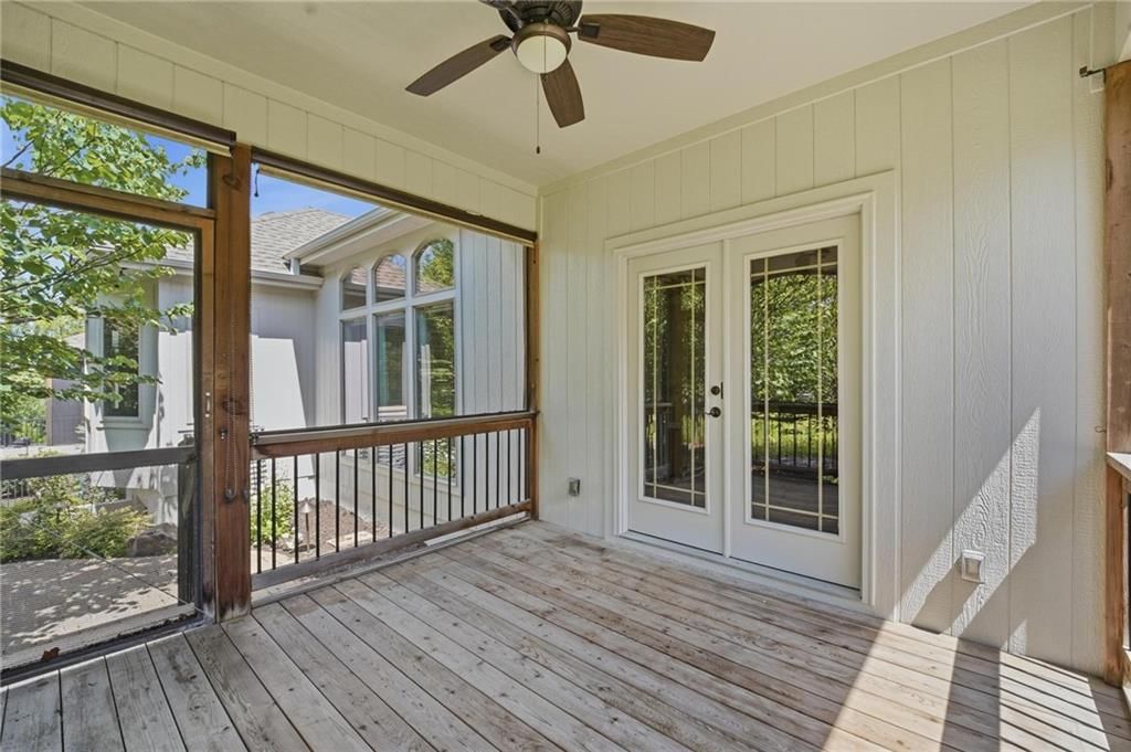 9892 Hollis Lane — photo 19