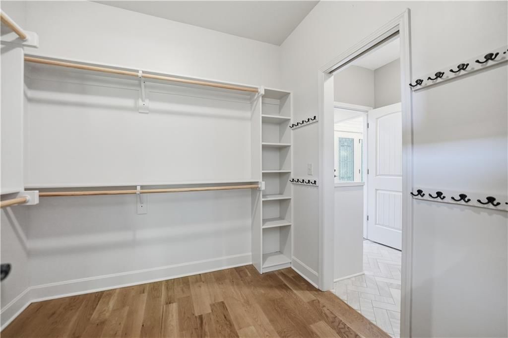 9892 Hollis Lane — photo 27