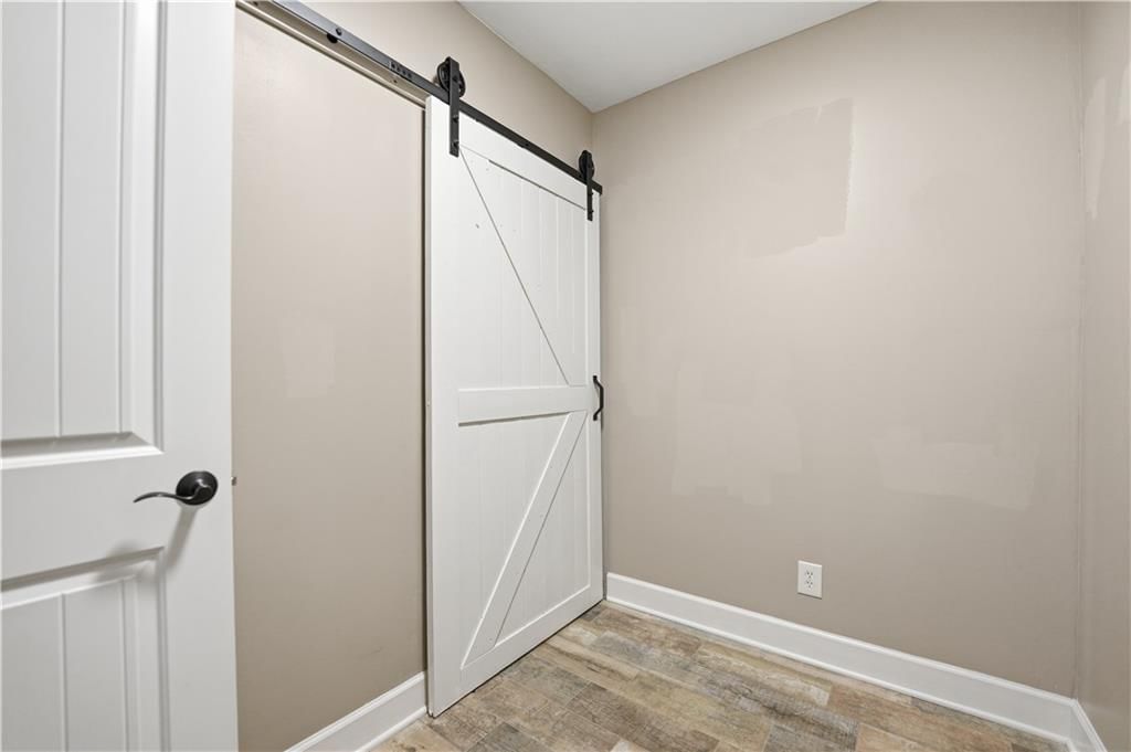 9892 Hollis Lane — photo 38