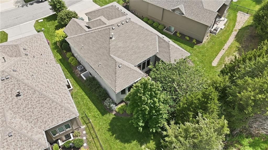 9892 Hollis Lane — photo 45