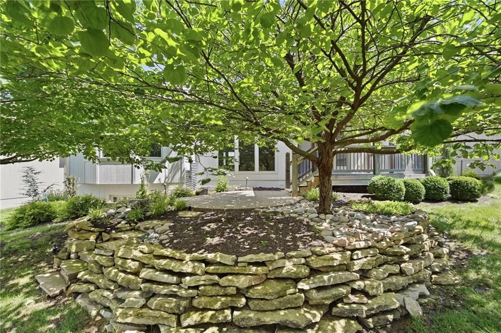 9892 Hollis Lane — photo 50