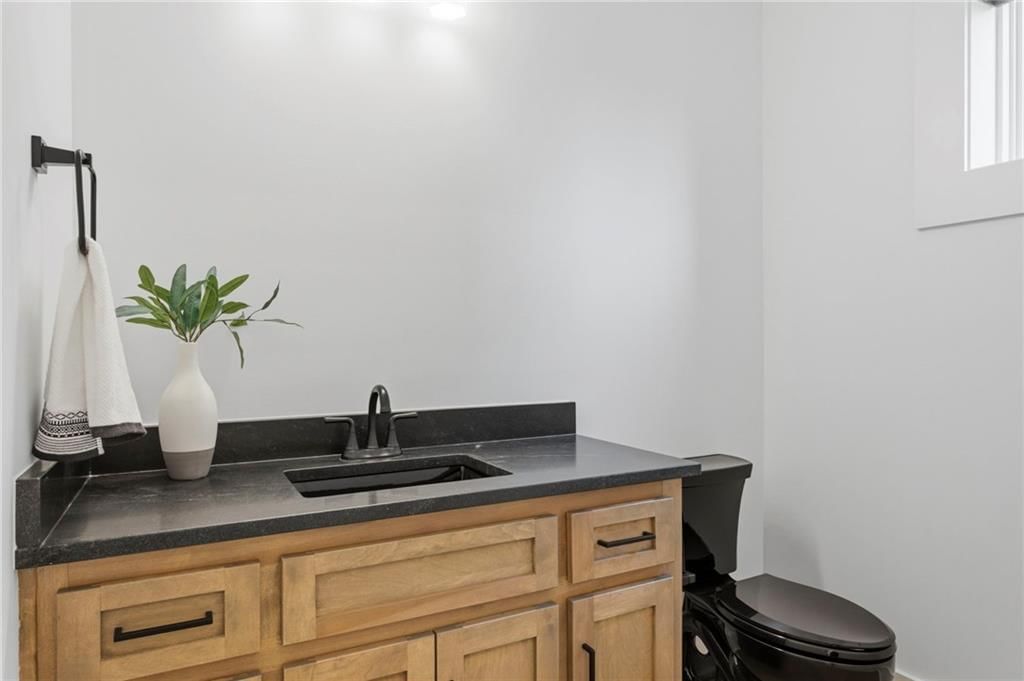 2517 Forest Avenue — photo 39