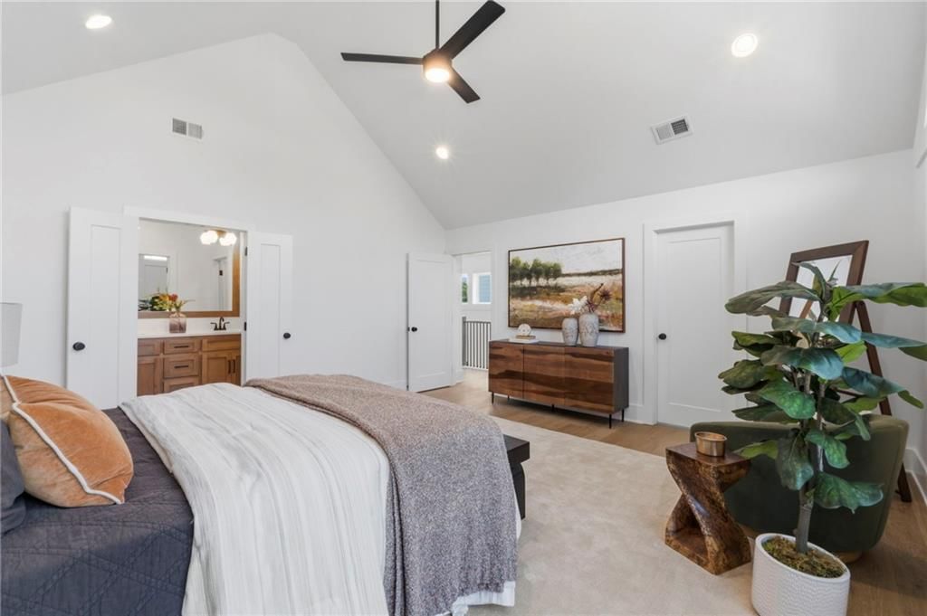 2517 Forest Avenue — photo 42