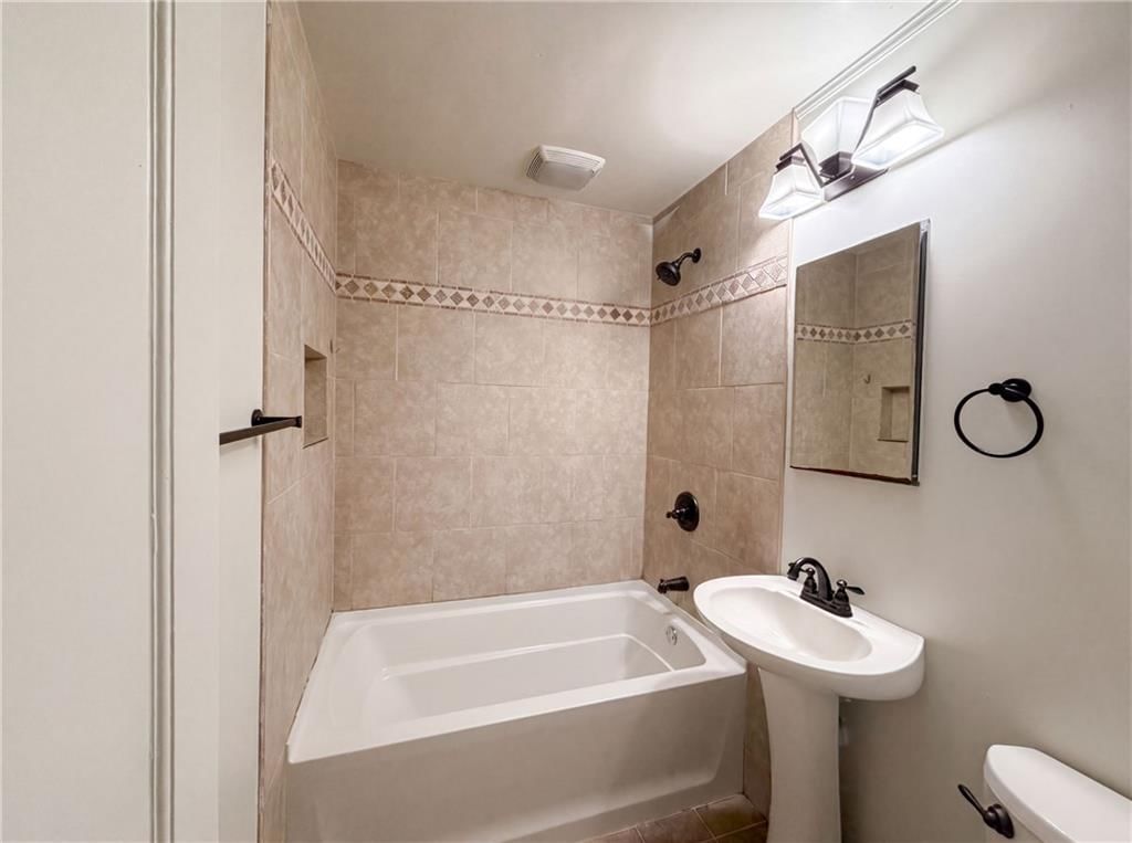 11615 W 68th Street — photo 11