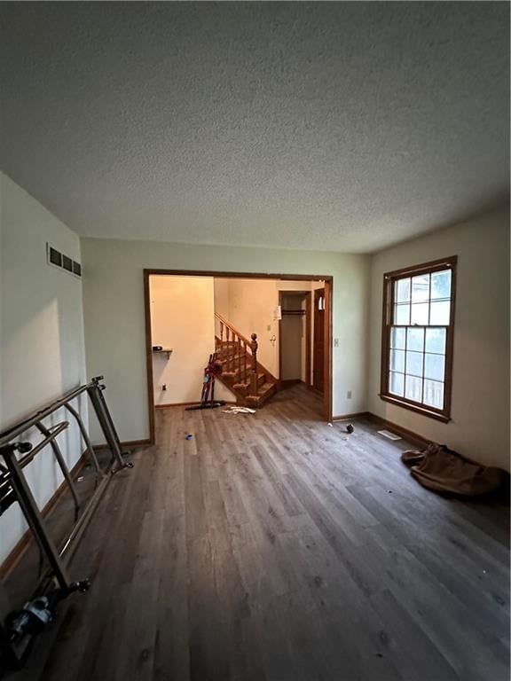 300 N Persimmon Drive — photo 5