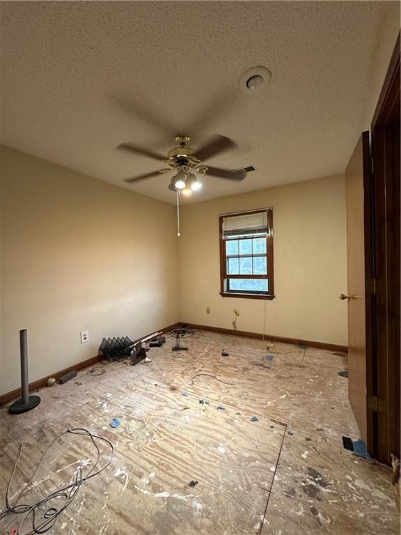 300 N Persimmon Drive — photo 13
