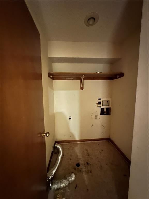 300 N Persimmon Drive — photo 17