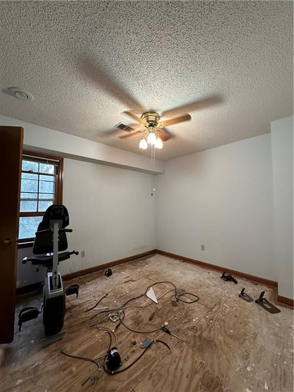 300 N Persimmon Drive — photo 18