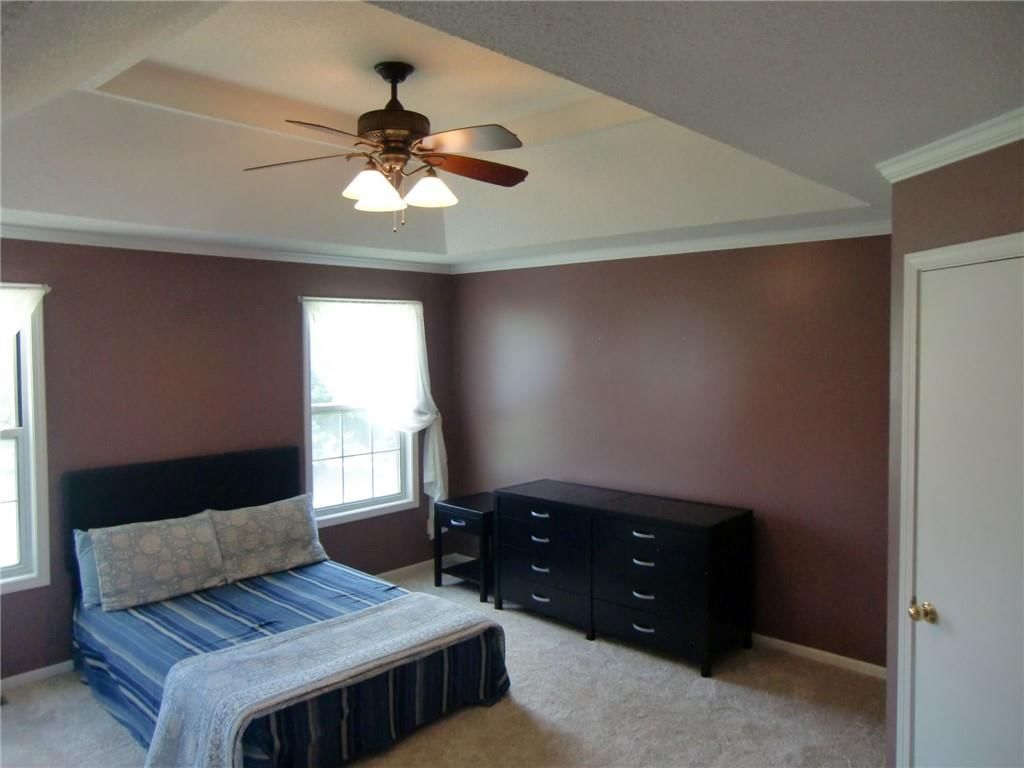 114 E Calico Drive — photo 8