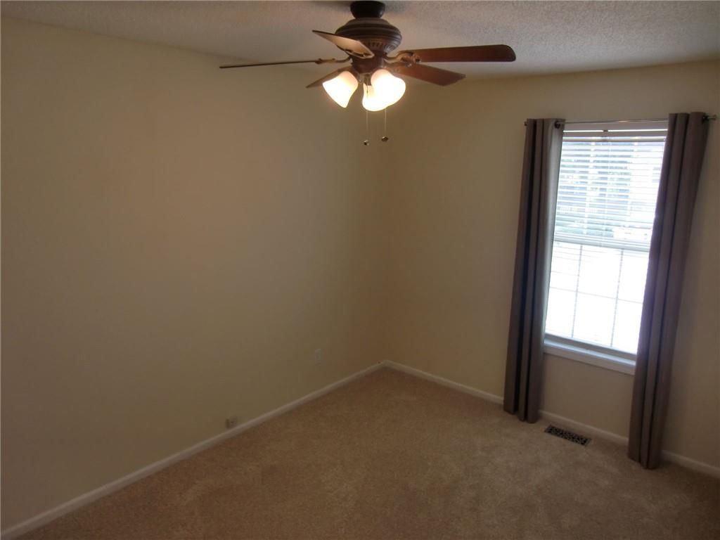 114 E Calico Drive — photo 15