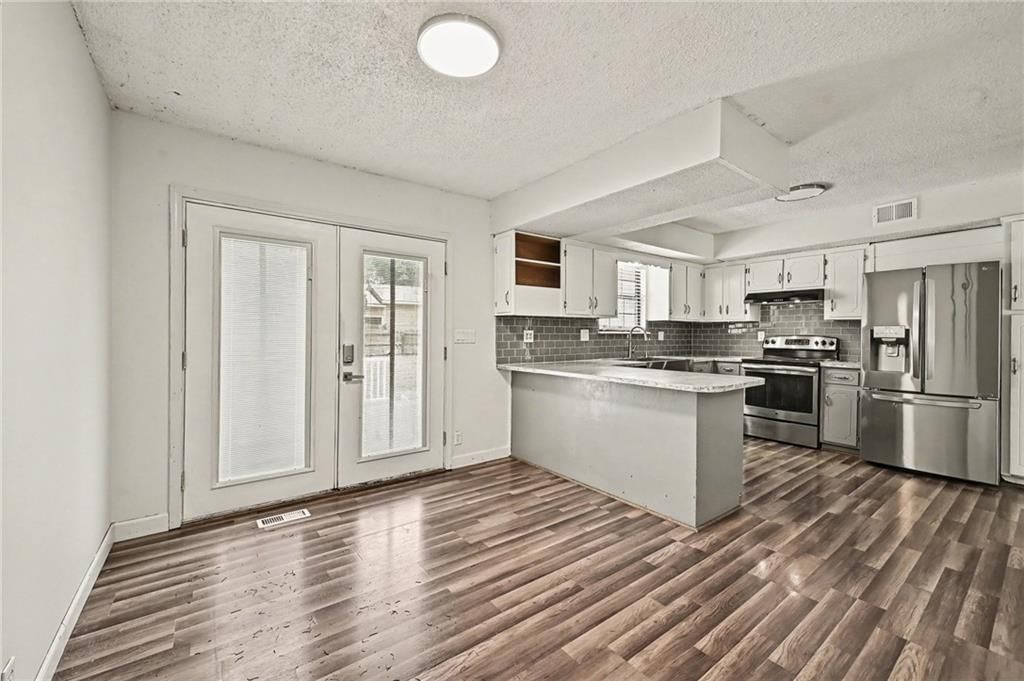 5528 Swartz Road — photo 8