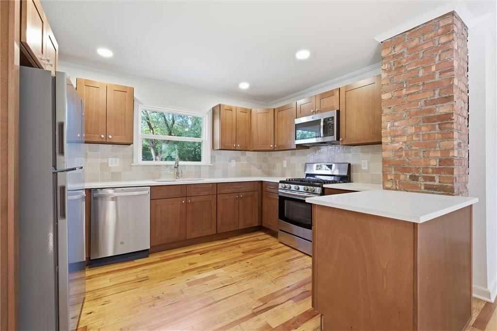 400 W 86th Terrace — photo 17