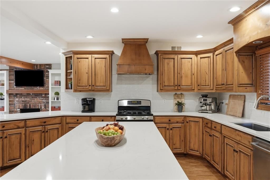 5622 Suwanee Road — photo 14