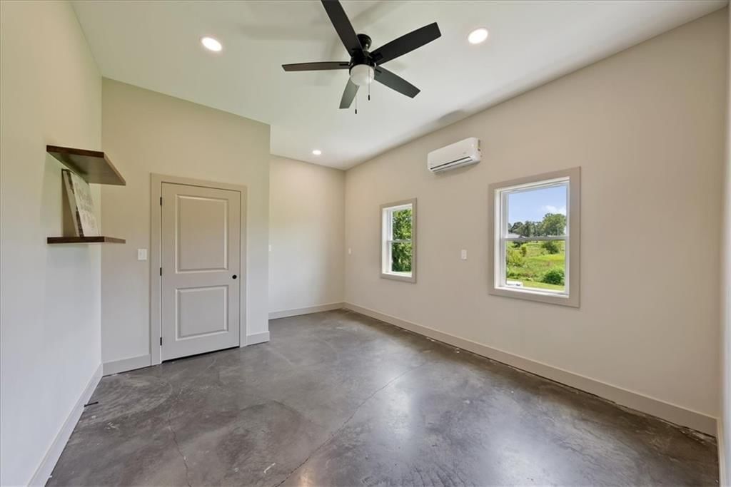 20691 Kansas Avenue — photo 32
