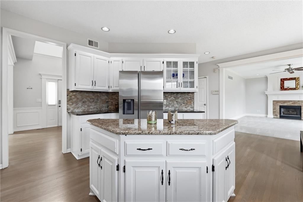 8900 W 148th Terrace — photo 15