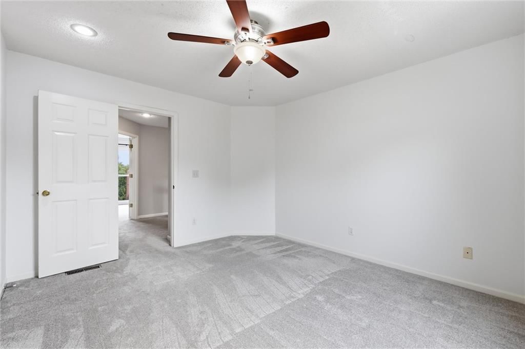 8900 W 148th Terrace — photo 27